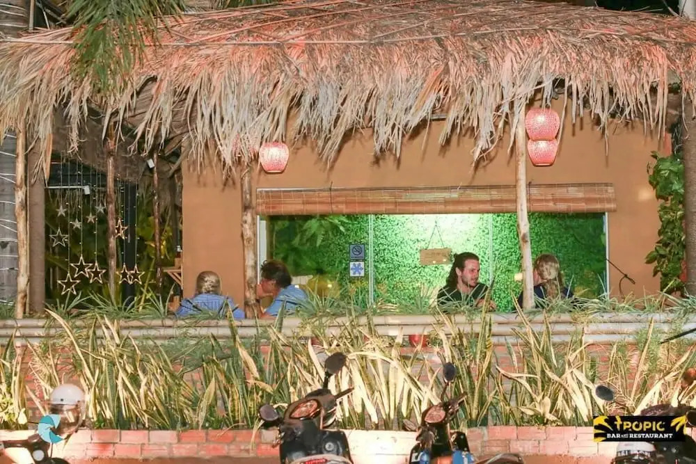tropic hostel and restaurant