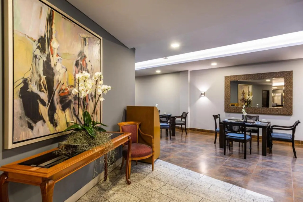 Apart Suites Egina