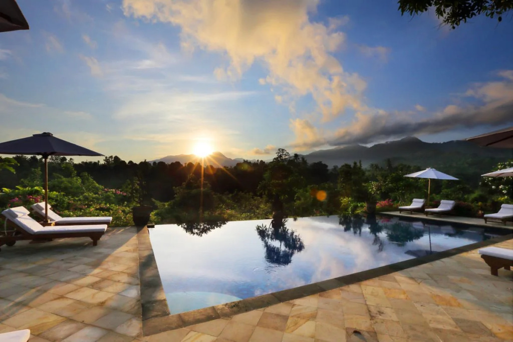 Shanti Natural Panorama View Hotel