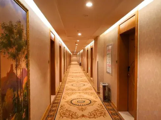 Vienna Hotel ( Liaocheng Tita Jinding Shopping Center Branch)