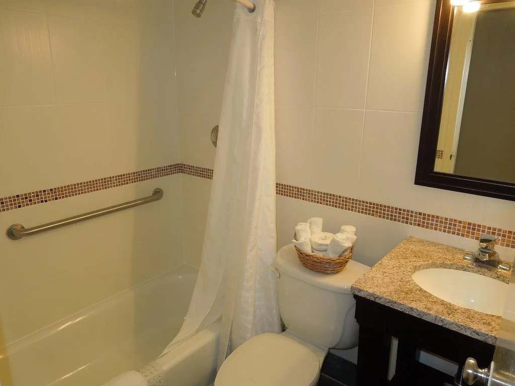 Mahalo Diamond Beach Resort