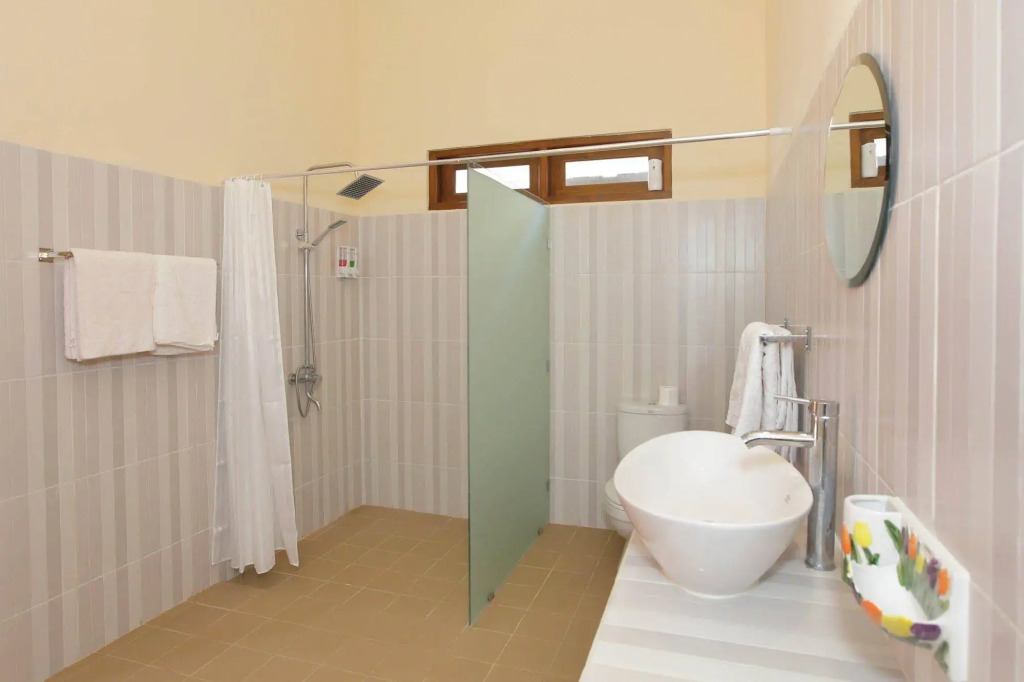 Villa Agung Beach Inn