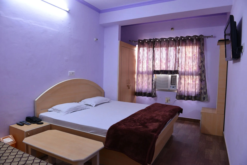 Hotel Mohit Palace