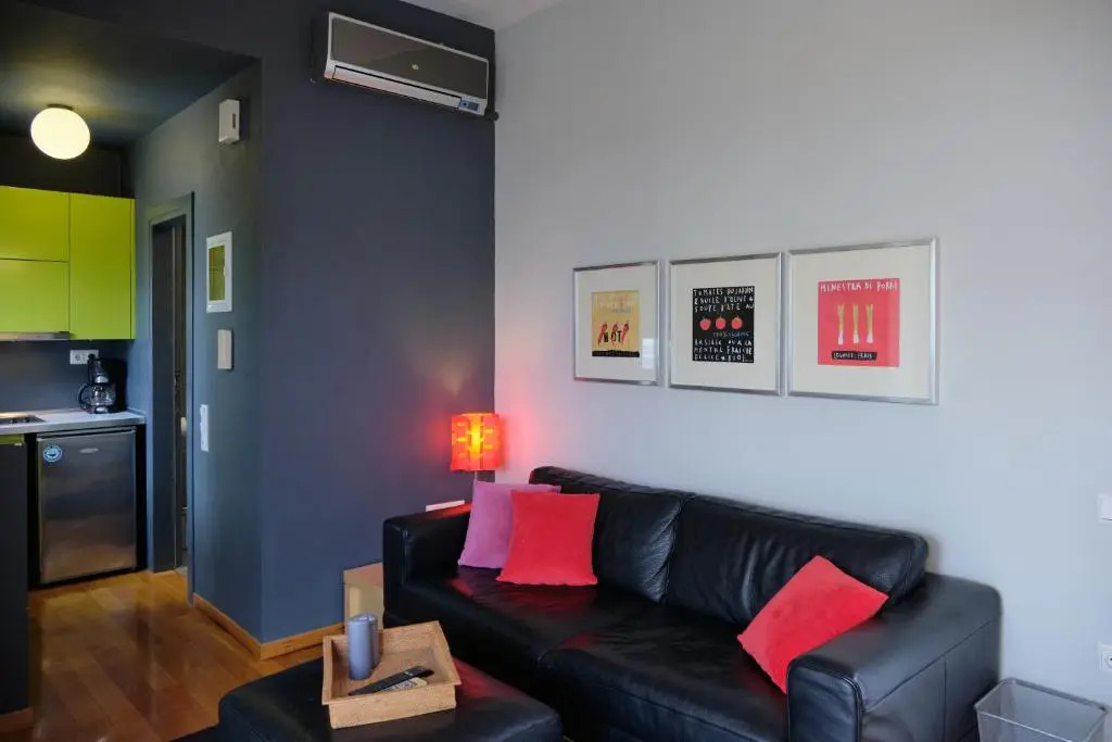 Homz AH03 Penthouse Studio Hilton Area