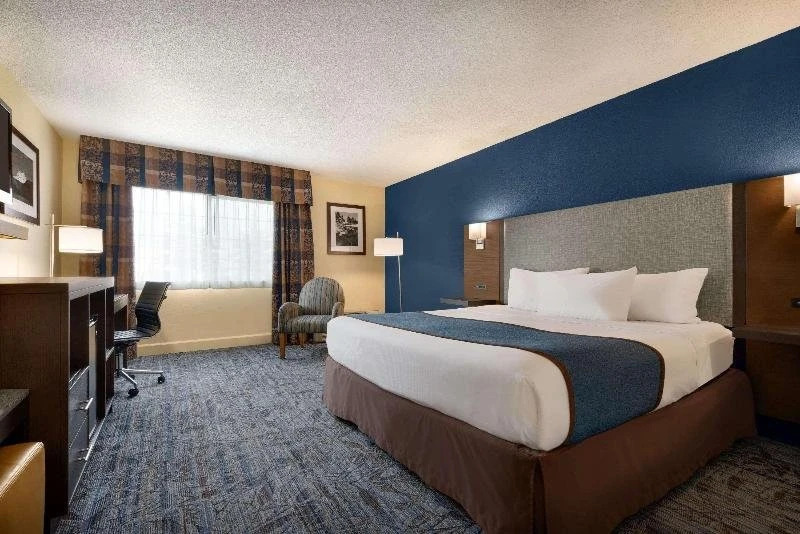 Ramada Spokane Airport And Indoor Waterpark