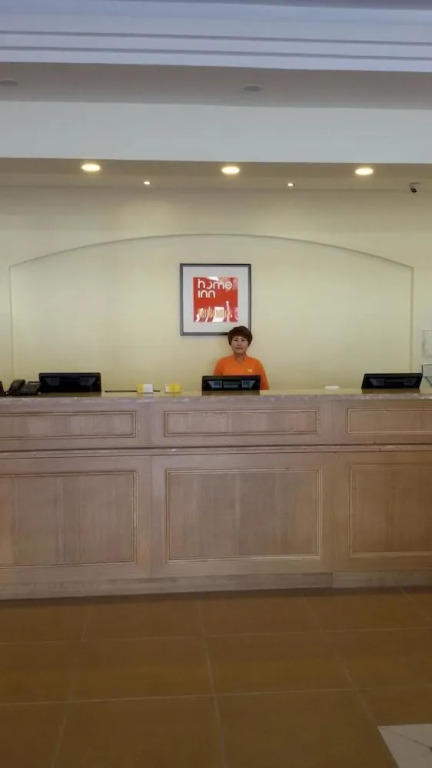 Home Inn Bayi Road - Dalian