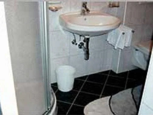 Alpenheim Simone