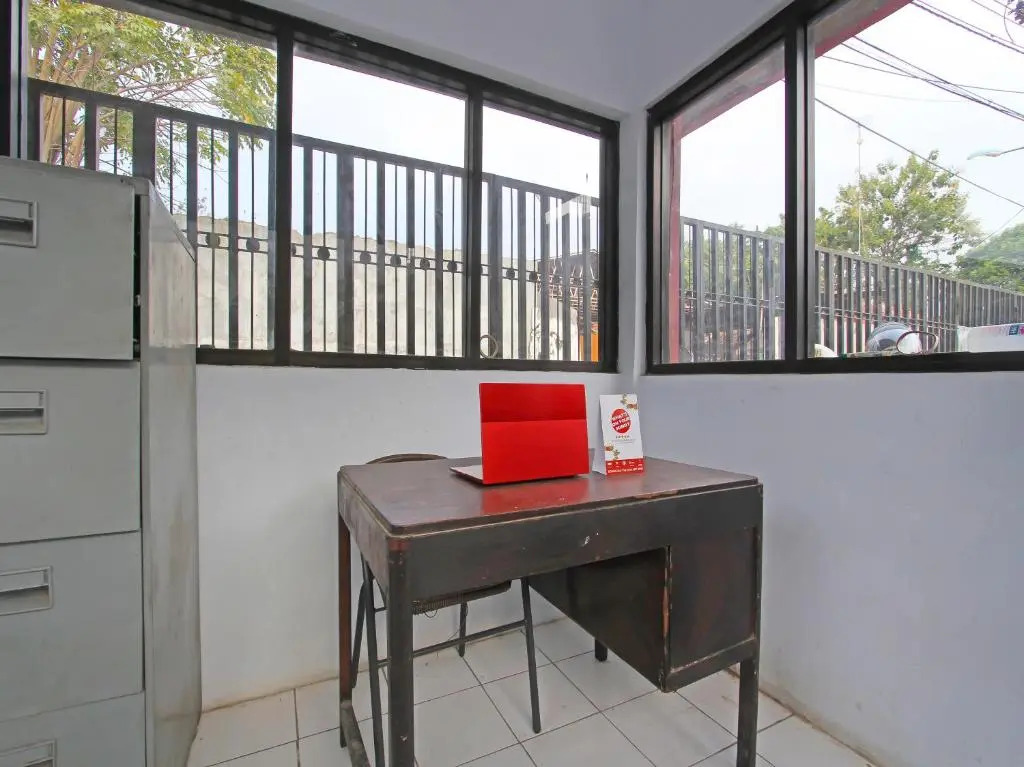 OYO 91476 Srikaya Hotel 3