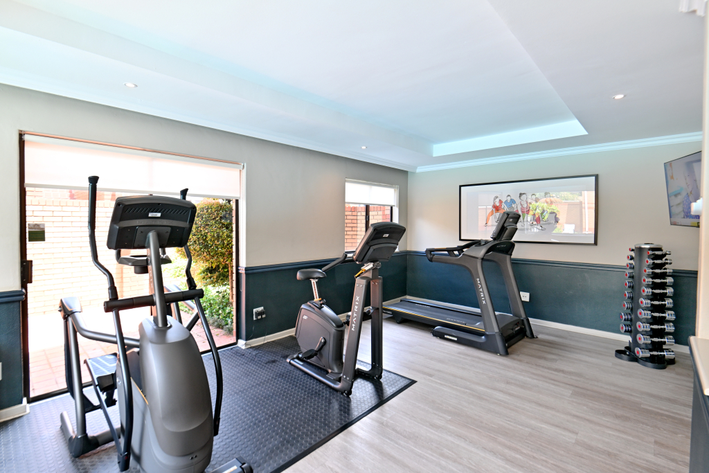 Courtyard Hotel Rosebank
