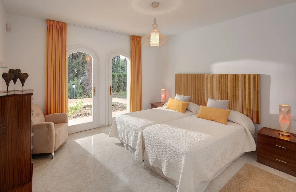 Villa Bara
