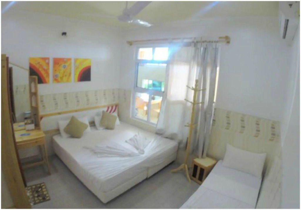Arora Inn