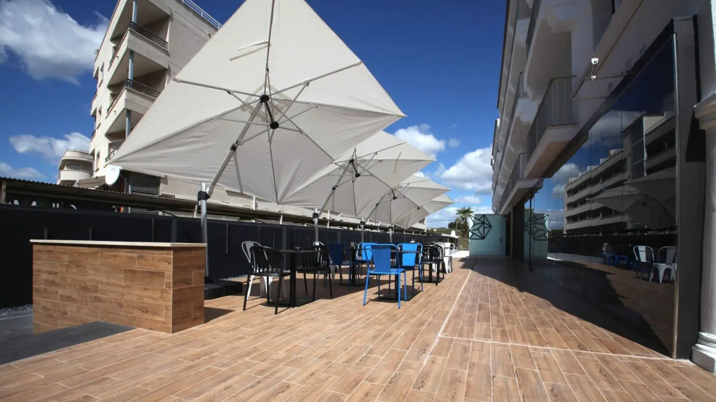 Hotel The Element