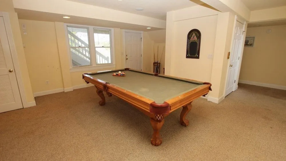 Cool Breeze - 8 Br Home
