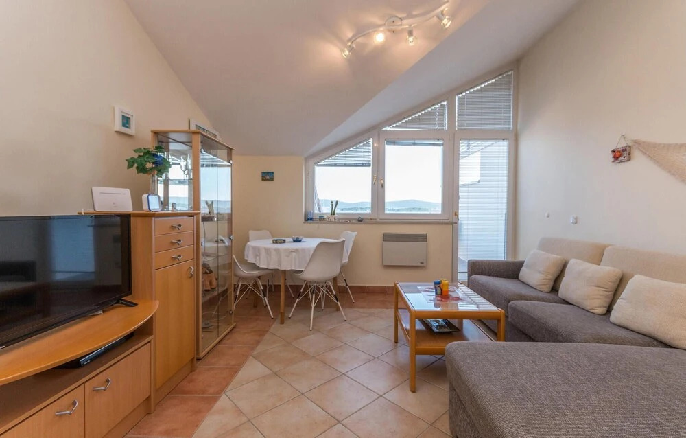 Stunning Apartment in Turanj, Biograd na mo With Wifi and 1 Bedrooms