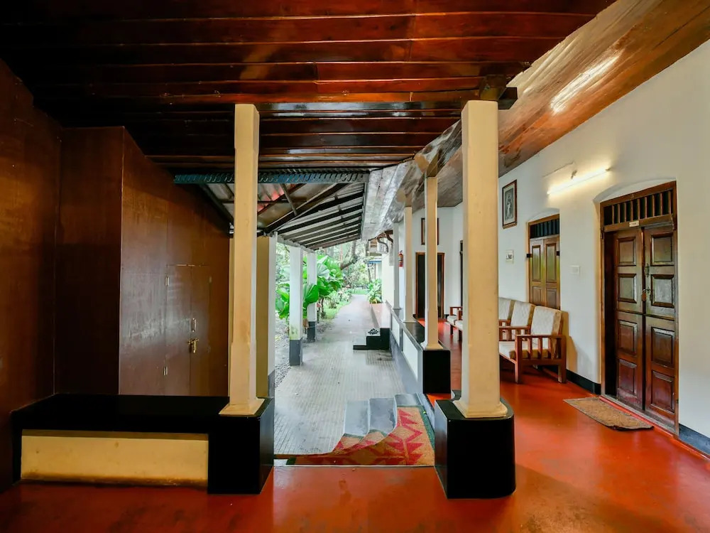 OYO 15962 Green Aura Resort