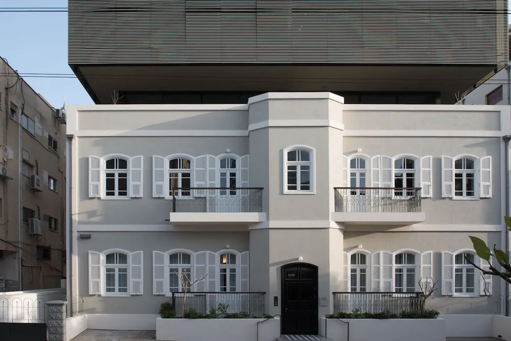 LEVEE Yehuda Halevi 16 Tel Aviv