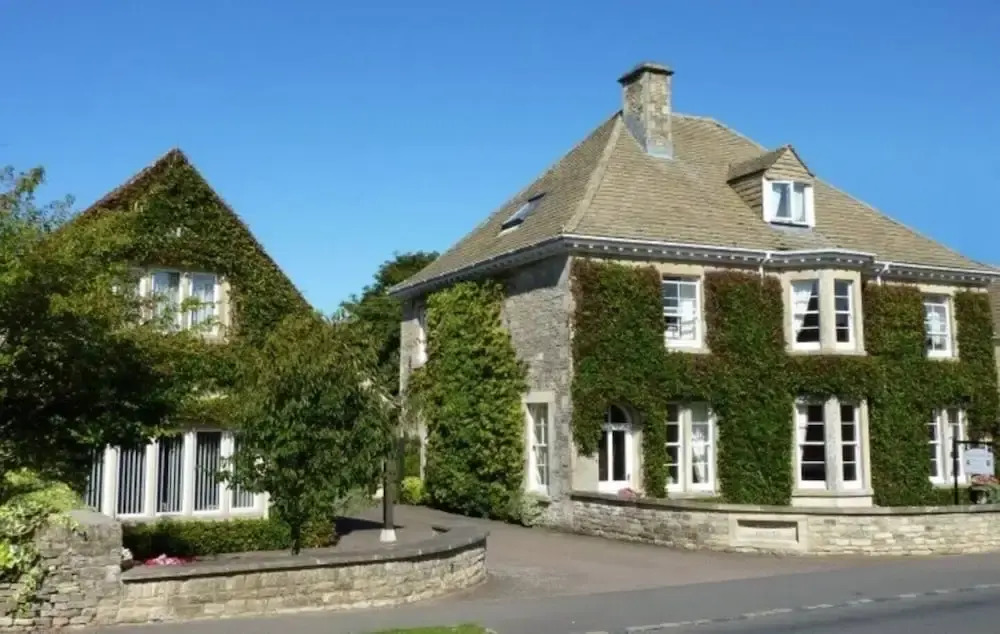 Cotteswold House