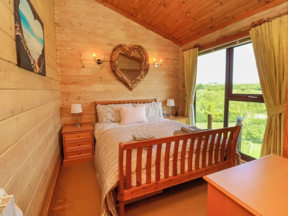 Moonlake Lodge