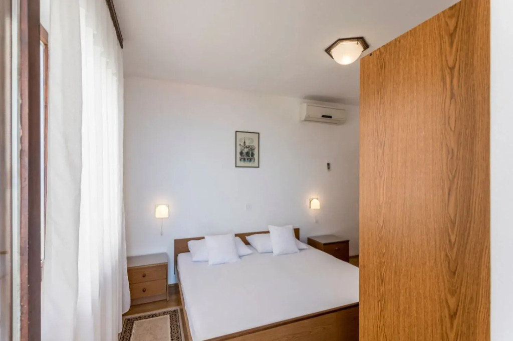 Vedra- Free Parking And Close To The Beach - R1