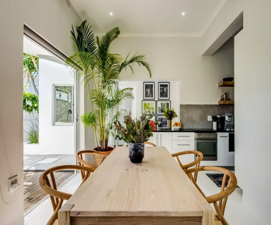 Instow Cottage in Cape Town