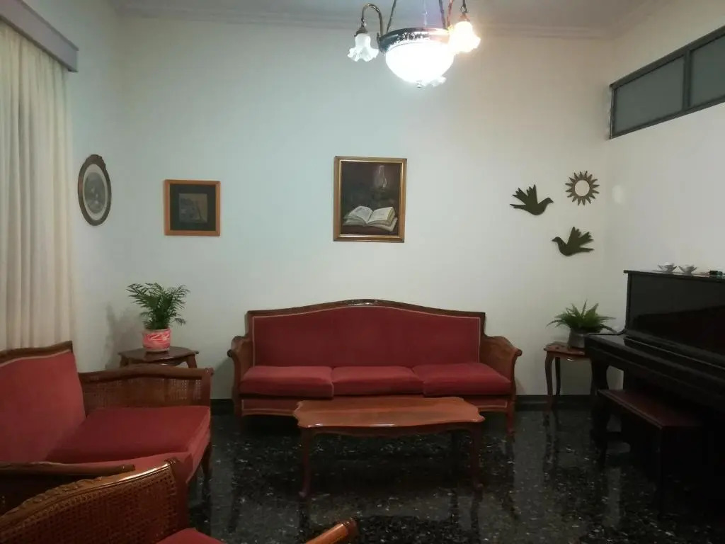 Danesi House