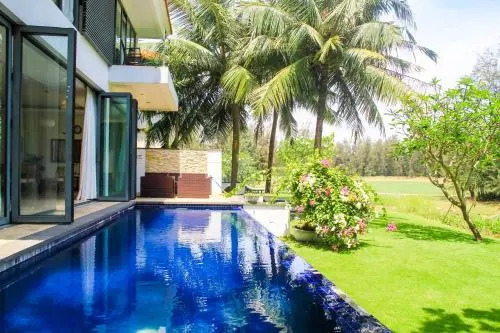 Villa 5 Bdrs Ocean view villa - Free Airport Pick Up