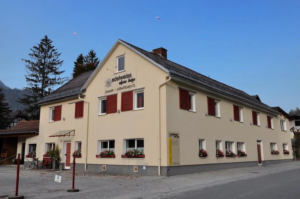 Hotel & Restaurant Edelweiss Alpine Lodge