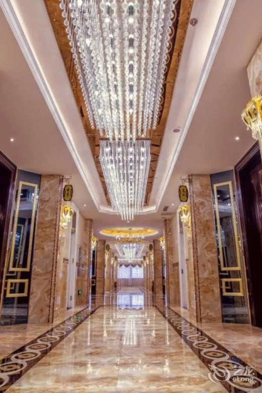 June Hotel