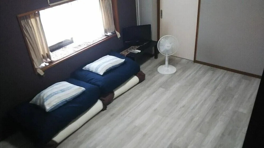 Sunset inn CHURASUN