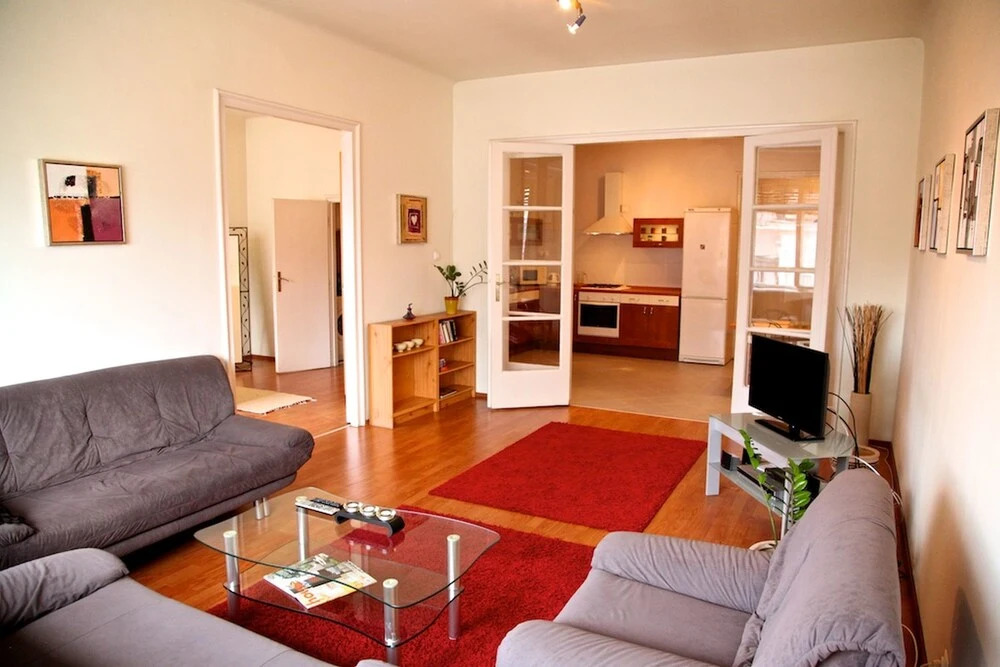 Central Budapest Furnished Apartments