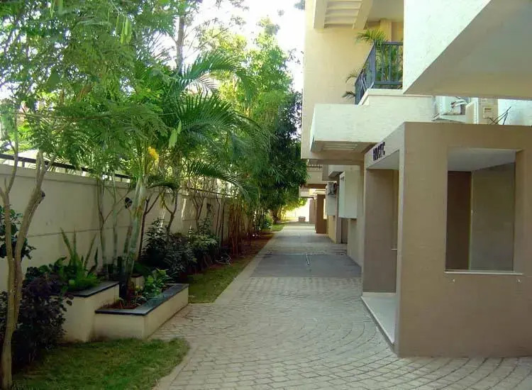 Stopovers Serviced Apartments - Hebbal