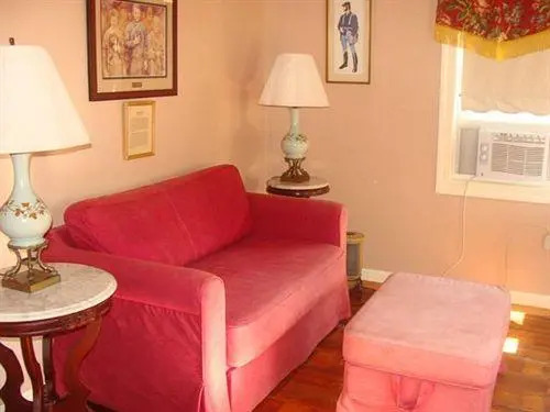 The Tillie Pierce House Inn