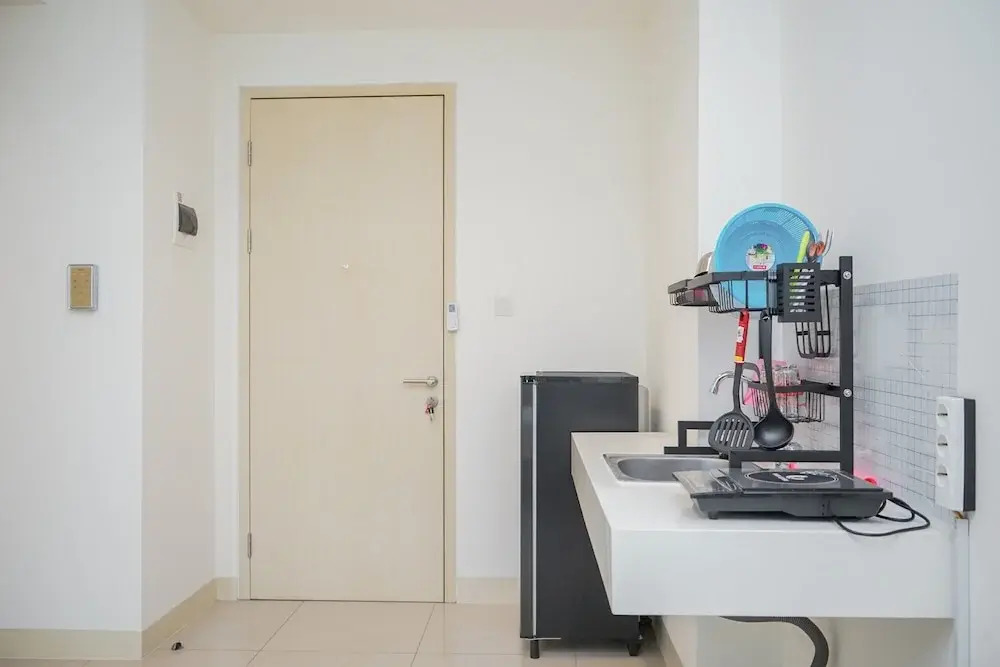Cozy and Comfy Studio Tree Park Apartment