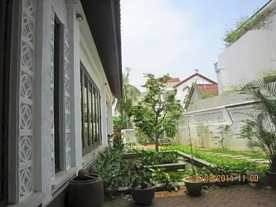 Calligraphy Homestay