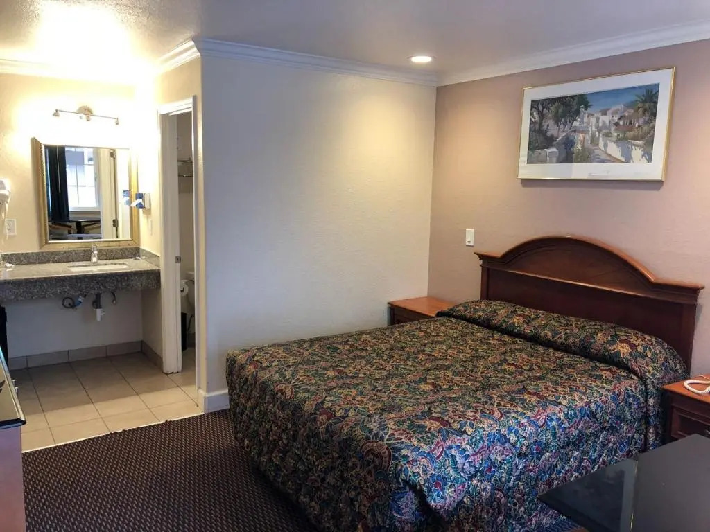 Gateway Lodge