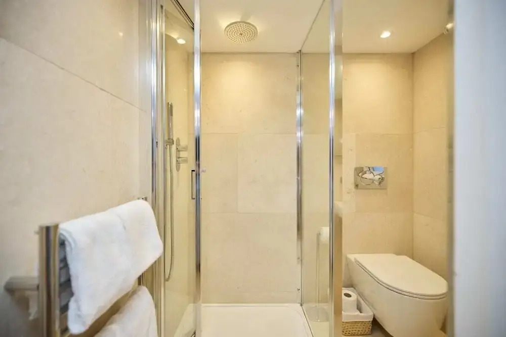 The Belsize Park Place - Charming 6bdr Home With Garden