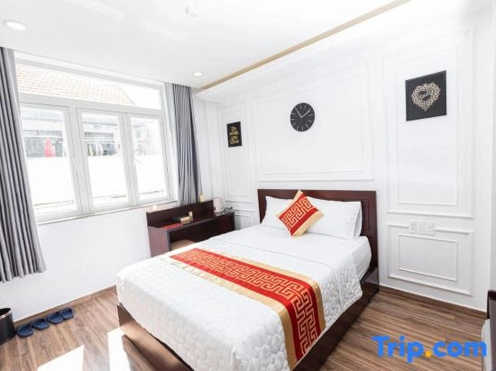Phu Gia Hotel 99-101 Him Lam