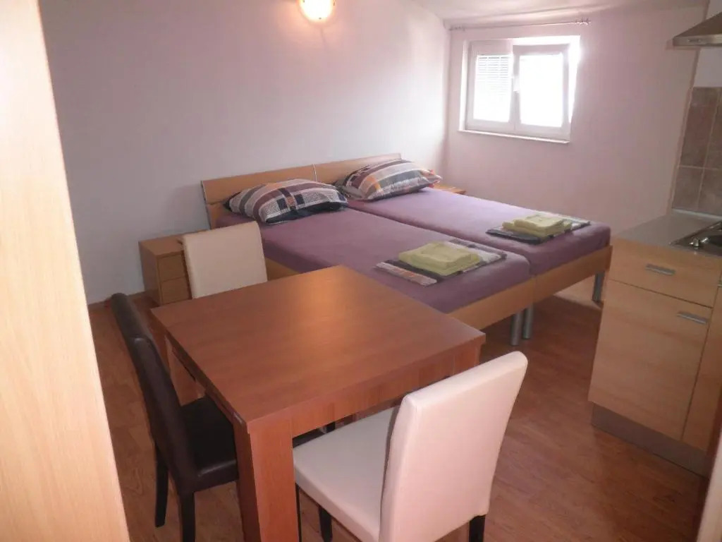 Apartments Muic