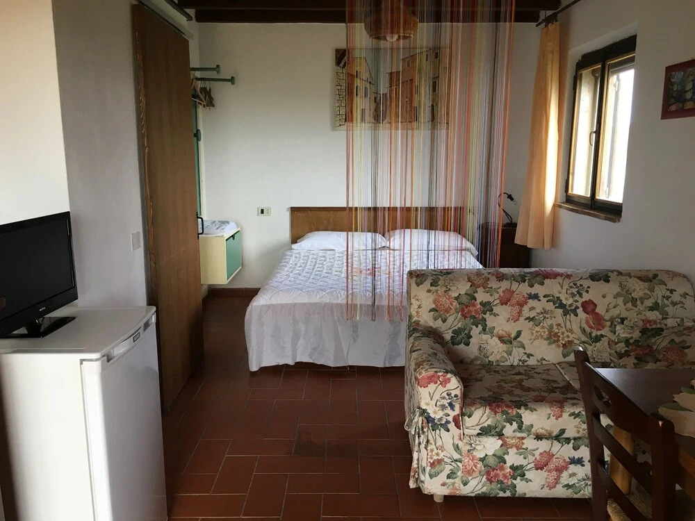 Poggio Baroni Agriturismo