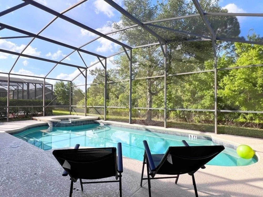 Luxurious 6bd Pool Haven Refreshing And Chic-4464n 6 Bedroom Home by RedAwning
