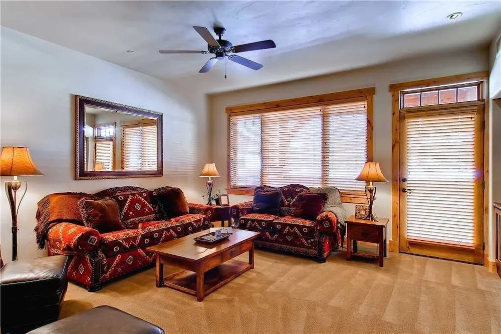 6209 Bear Lodge, Trappeur's Crossing Apartment 3