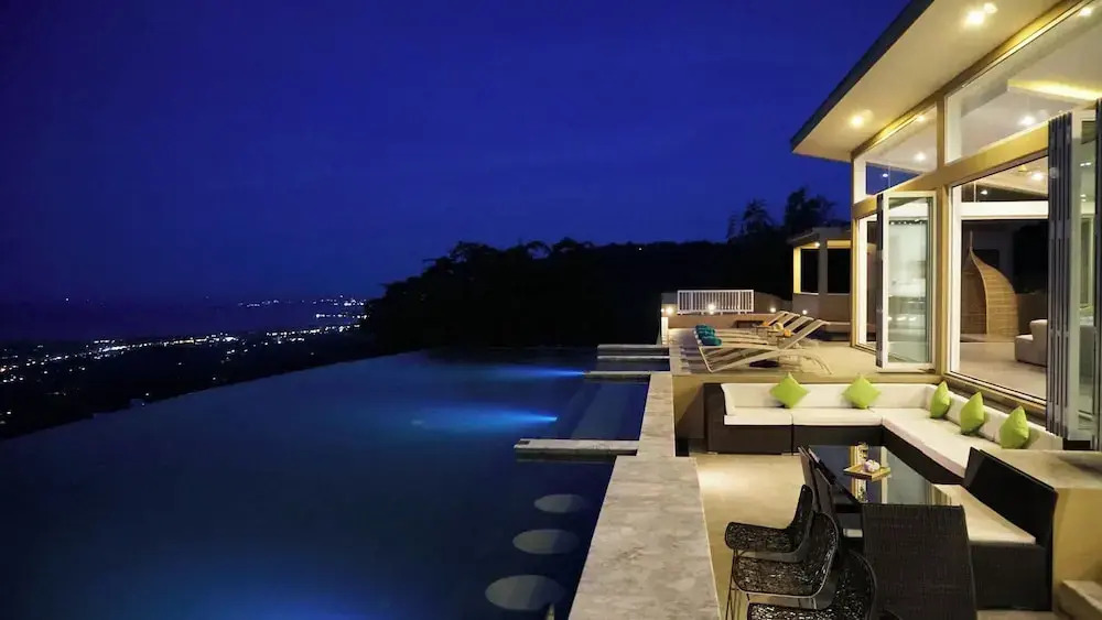 Villa Cabo with Panoramic Sea Views