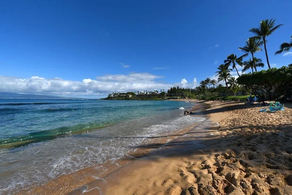 Napili Shore E240 by RedAwning