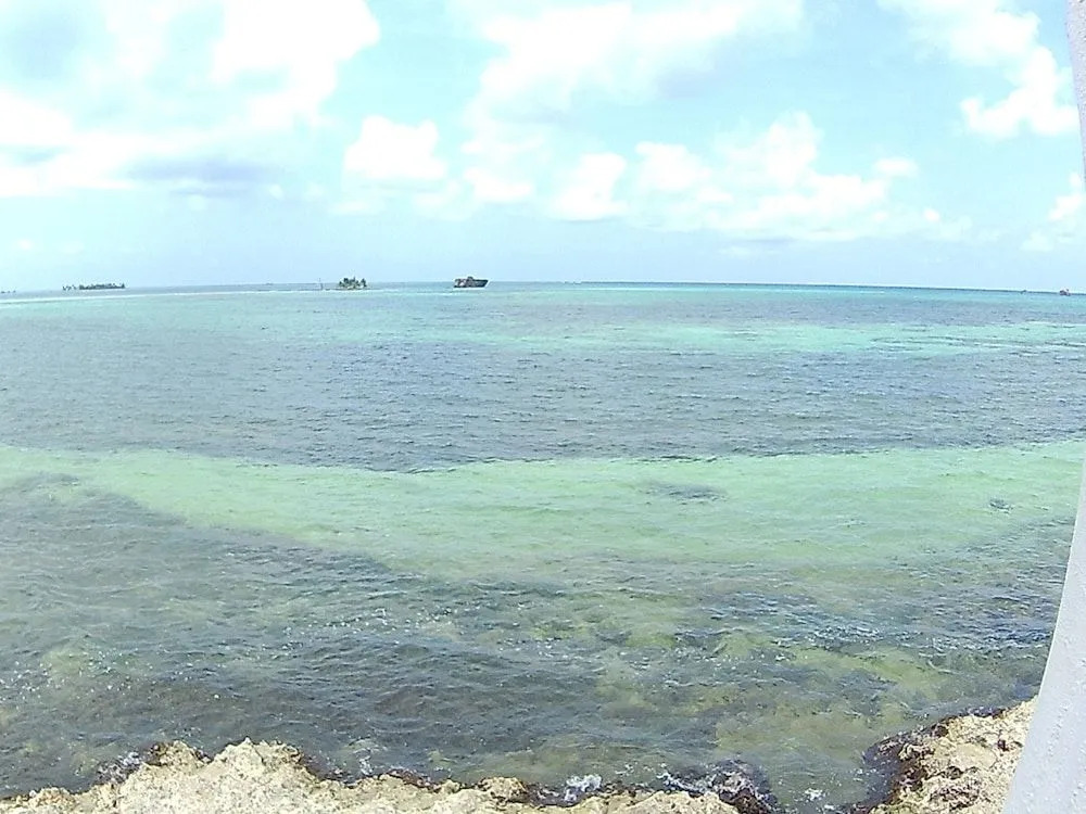 Apartamentos Rocky Cay Bay