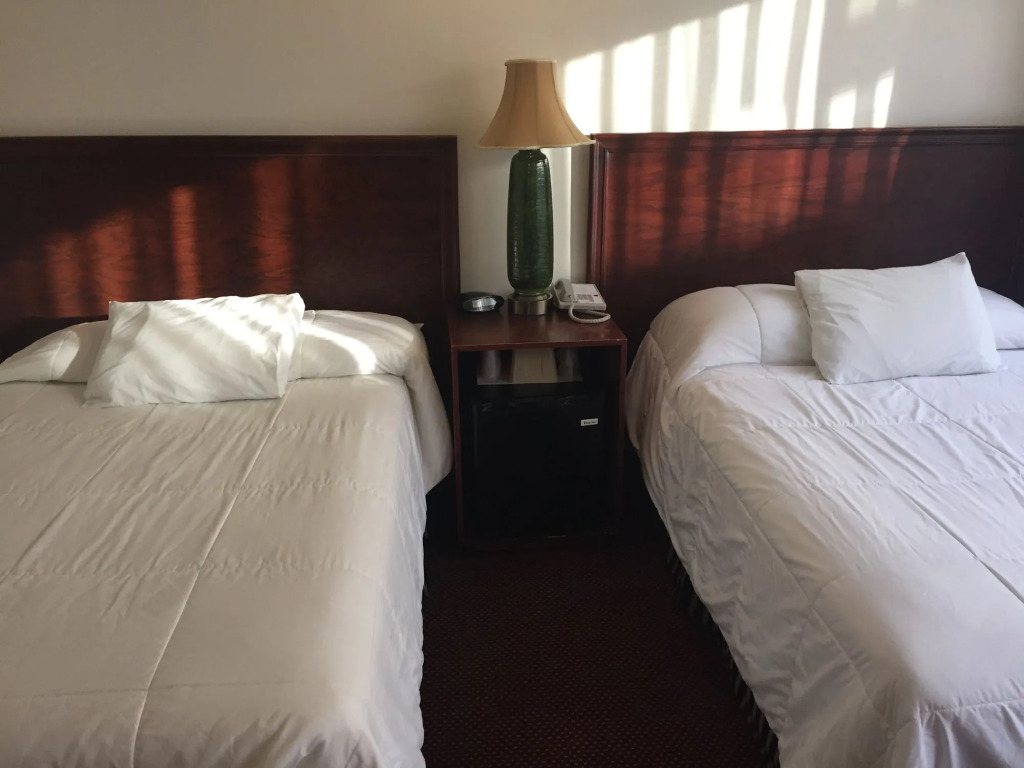 Park Plaza Lodge