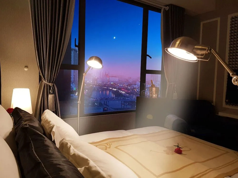 The Ralph Lauren Suite Hotel