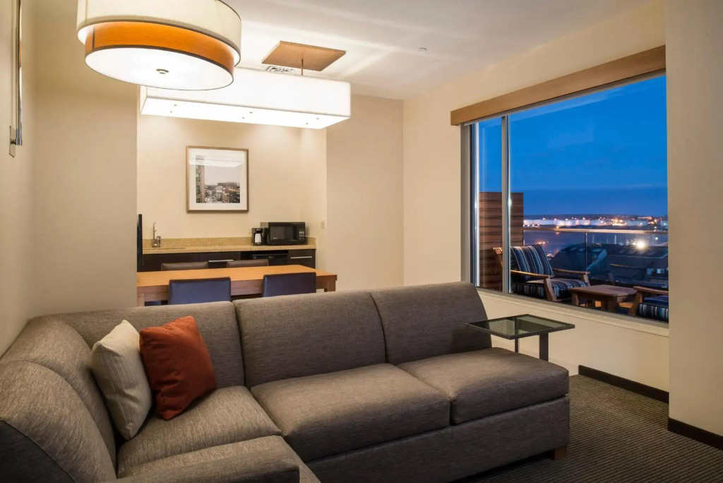 Hyatt Place Portland Downtown - Old Port Square