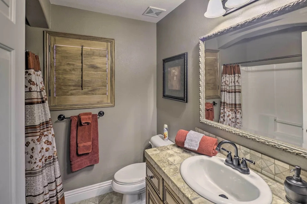 Lake Havasu City House w/ Fire Pit, Pool & Spa!
