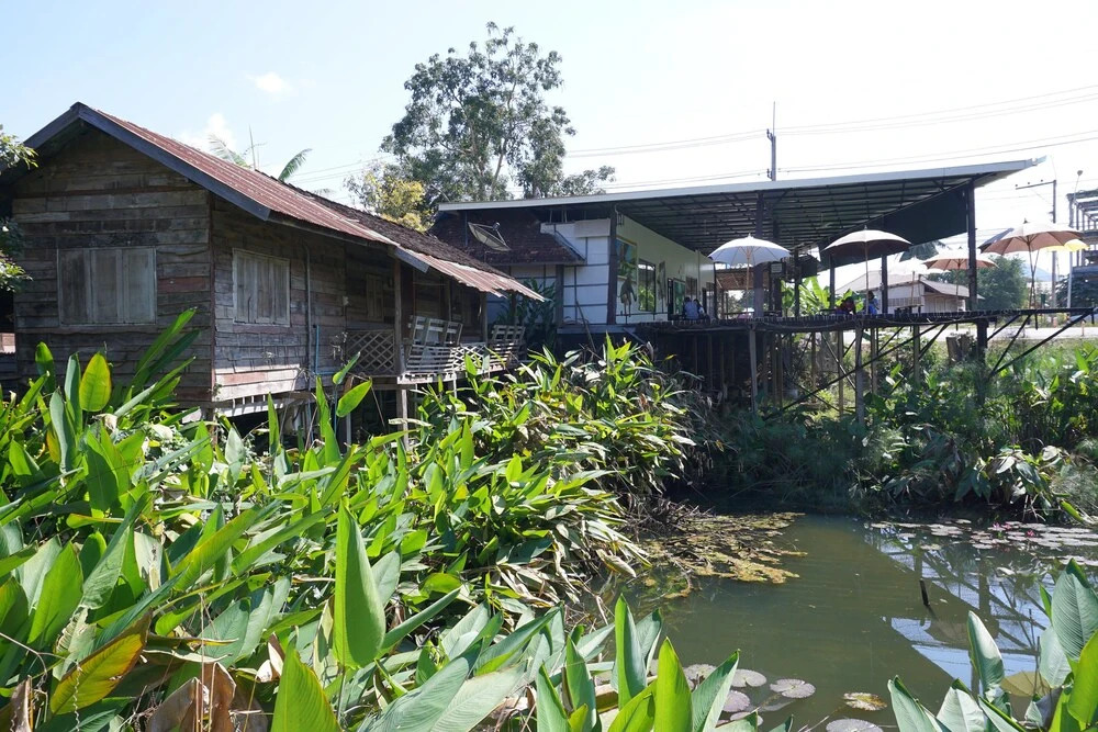 Ban Sam Lor Resort