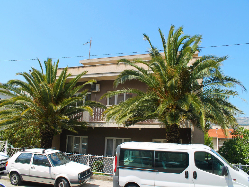 Apartments Katija
